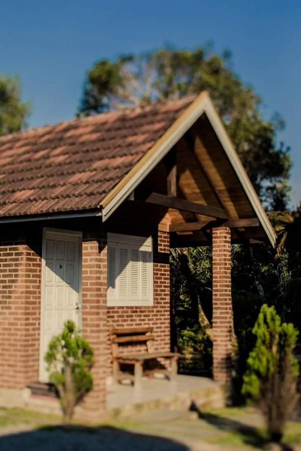 Estalagem Villaggio Alpino Канела Экстерьер фото