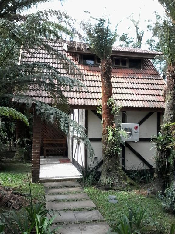 Estalagem Villaggio Alpino Канела Экстерьер фото